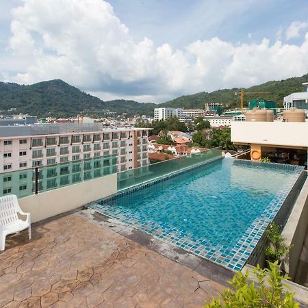 Hemingways Silk Hotel Patong Exterior photo